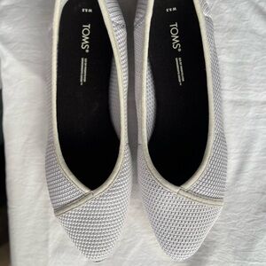 New in box. Did not return on time.